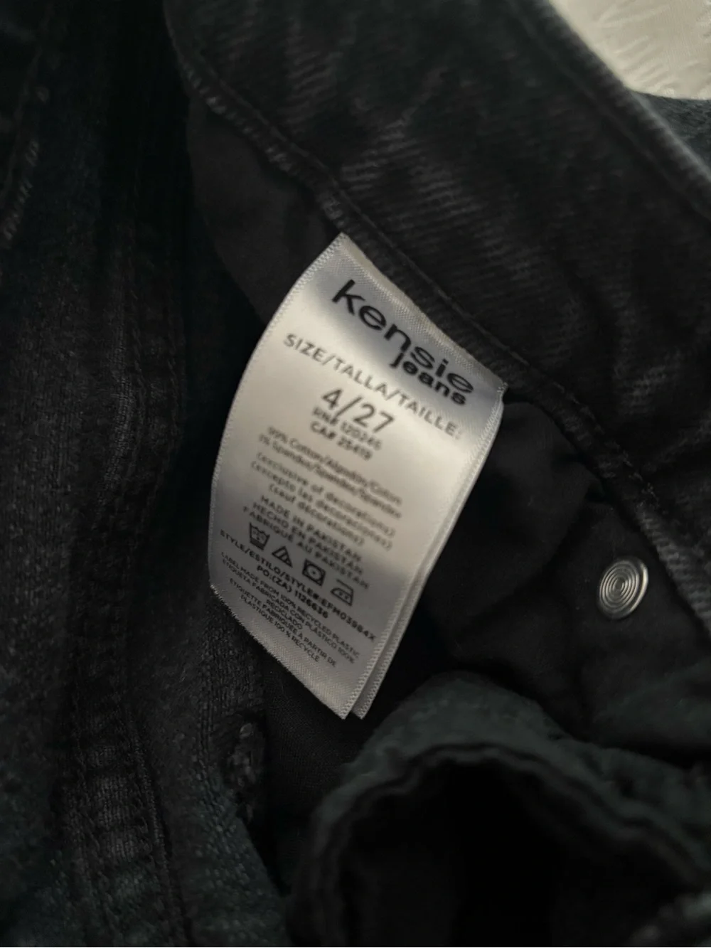 Kensie Charcoal High-Rise Wife Barrel Jeans, Cropped - Picture 4 of 7